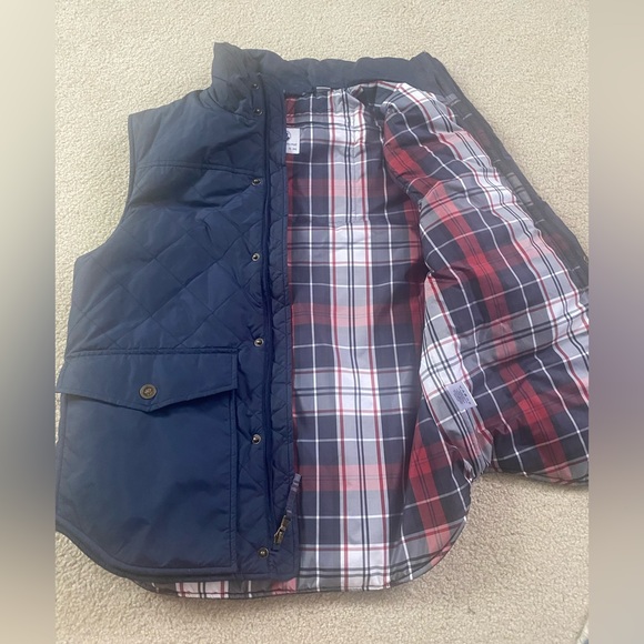 Southern Proper Quilted Vest - Picture 3 of 4